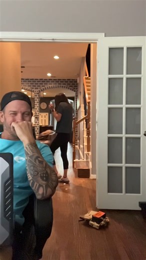 2M views · 10K reactions | Acting like he was working  #couplecomedy #coupelgoals #couplepranks #reels #coupleprank #bestpranks | Lindy and Jlo | Facebook