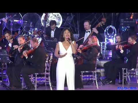 "АЛМАЗ" (Алиса Мон) с симфоническим оркестром, Зарядье (Москва), 2025 / Russian Music #yurbau