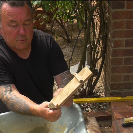 20K views · 165 reactions | Roger visits Meadvale Builders - how to install a traditional real brick path. Check out Meadvale Builders: https://www.mybuilder.com/profile/view/meadvale_builders Tel: 01737 227009 | Skill Builder | Facebook