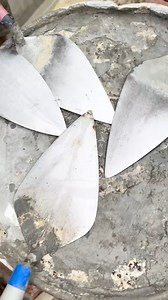 New trowel gets reviewed by the crew #bricklaying #trowel #review | J.M.D Bricklaying