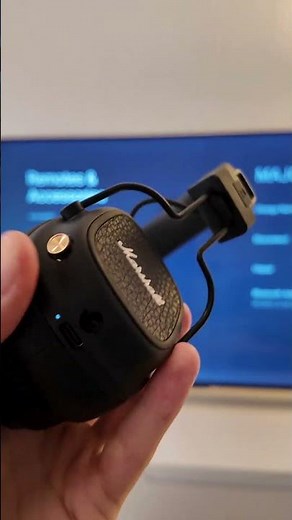 How To Connect Marshall Major IV BT Headphones To Smart TV (Quick Guide)