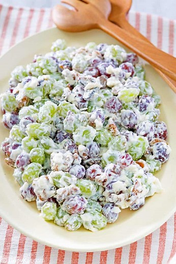 Grape Salad Recipe | Creamy Southern Fruit Dessert
