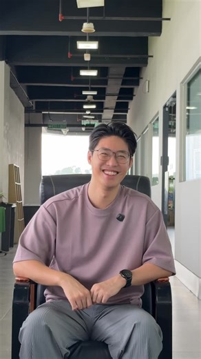 Have your head in the clouds like Jason Wong. Connect with successful UCSI alumni to accelerate your career! Comment & match with industry experts and build YOUR career strategy today! #ucsi #ucsiuniversity #ucsialumni | UCSI University Alumni Network