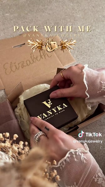 Relaxing ASMR Jewelry Packaging Experience