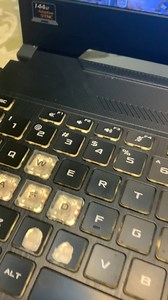 Crackling noise in fan.