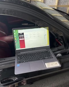 BMW - 3 series - 320D in today for a custom stage one remap and carbon clean Going from approx 184BHP and 380NM torque Going to approx 225BHP and 460NM torque During a carbon clean we pump a gas through the air intake, the gas then breaks down the majority of carbon built up inside the engine. The process takes around 15-20 minutes to complete we run a full health check done before and after our remapping services www.carltontuning.co.uk www.tiktok.com/@carltontuning www.instagram.com/carlton_tu