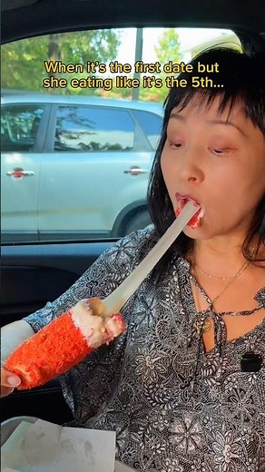 When it’s the first date but she eating like it’s the second… #food #eating #shorts #cheese
