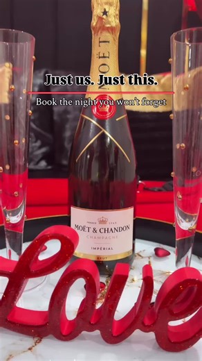 👀 Warning: Once you stay here, regular hotels will feel boring… Your private escape is waiting — seductive vibes, a bubbling hot tub, and nights you’ll never forget. Book direct for perks 👇 🌐 www.redchambersuites.com 🍷 Free wine bottle w/ 2 nights ✈️ Exclusive discounts on longer stays Follow the experience 👇 IG: @_redchamber TikTok: redchambersuites FB: @redchambersuite Who’s on your travel wish list? Tag them 🖤 #redchmaber#LuxuryBnB #TravelCouples #RomanticGetaway #PrivateSuite #AirbnbVi