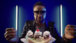 Dairy scoops and dairy pours. Dairy shreds and dairy soars. The many ways dairy makes your life a delight. http://bit.ly/2qOyOpz | Undeniably Dairy