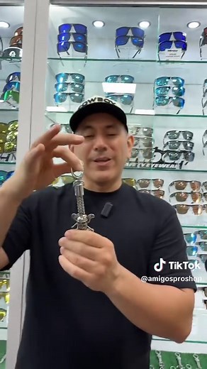 5 Levels of Glove Clips