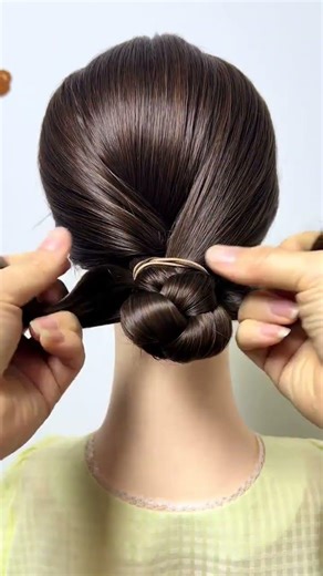 How to Tie a Perfect Low Bun