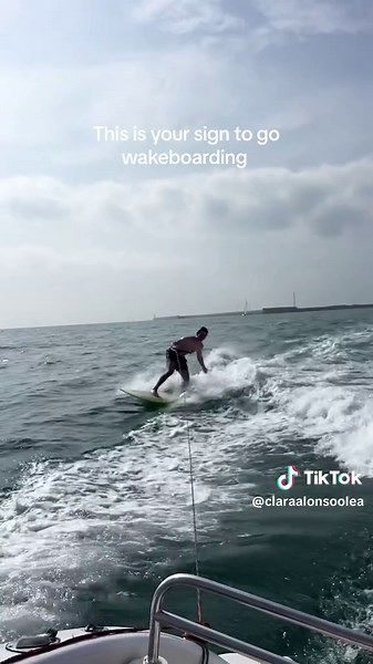 First time took like 20 tries 🤌🏽#wakeboard #wakeboarding #surf #boat