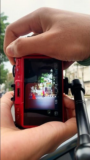 capture with olympus pen lite epl 6 + 7artisan 50mm f1.8 #olympus #7artisans #streetphotography