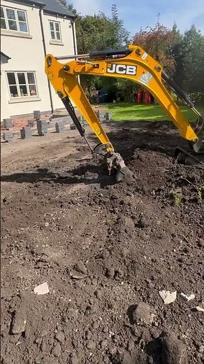JCB Mini Digger Digging & Grading #landscaping #construction