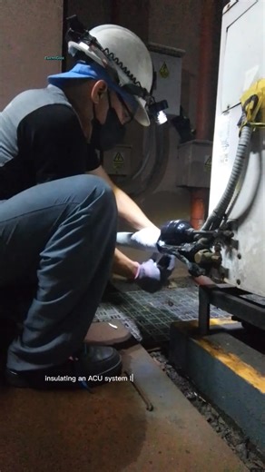 Wrapping insulation tape on an AC system's refrigerant lines or ductwork helps improve efficiency, prevent condensation, and protect the components. The process involves proper preparation, choosing the right tape, and careful application with overlap. #InsulationTape #StarsEverywhere #highlightseveryonefollowers #BeThankfulGratefulEverday #Maintenancetechnician | Francis OhzcerJr