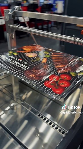 Blackstone Bronco Open Flame Grill Review