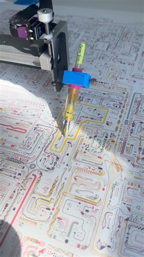 James Merrill on Instagram: "One trick I use to make really thick lines is to just incrementally draw them with minor offsets."