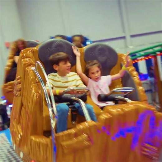 New York’s Largest Water Theme Park! | Enchanted Forest Water Safari