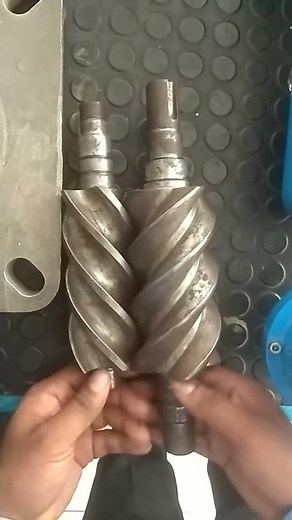 How Airend of compressor works.