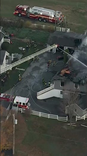 Massive fire destroys barn in Pennsylvania