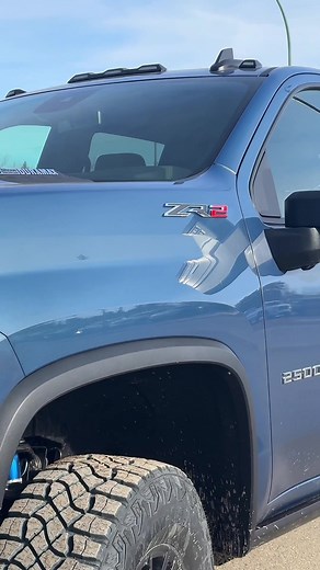 Our brand new 2024 Chevrolet Silverado 2500HD ZR2 is here! This truck is stunning inside and out! Gorgeous Lakeshore Blue Metallic exterior paired with a Jet Black/Greystone interior 😍 Price: $112,304 We guaranteed you’ll be turning heads down the highway in this badboy 🤤 #paragonsalesltd #dealership #chevrolet #silveradonation #trucksoftiktok #foryoupagе #dealershiplife #zr2 #repost #viral #langenburg #like #follow #chevy @General Motors @Chevrolet