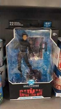 Books a Million trip #mcfarlanetoys #diamondselect