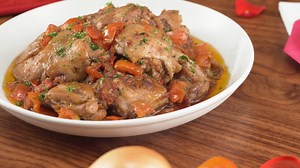 Looking for a hearty umami meal to serve this Valentine’s day? Create this Chicken in Tomato Salsa using AJI-NO-MOTO® Umami Seasoning! Link: https://www.cookmunitybyajinomoto.com/recipes/chicken-in-tomato-salsa/ Learn more: https://www.cookmunitybyajinomoto.com/easy-recipes-for-date-nights-and-celebrations/ | Cookmunity by Ajinomoto Philippines