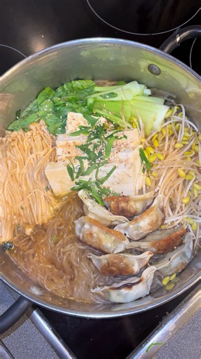 Easy Hotpot Recipe at Home (Simple Asian Hotpot Dinner)