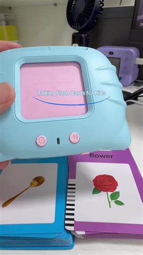 This talking flash card learning machine is a simple and fun way for kids to learn new words. Children can insert a card and hear the correct pronunciation, which helps improve vocabulary and listening skills. It’s easy to use, safe for kids, and great for learning at home or as a small educational gift. #TalkingFlashCards #KidsLearning #EarlyLearning #EducationalToy #LearnThroughPlay #KidsEducation #UKSeller