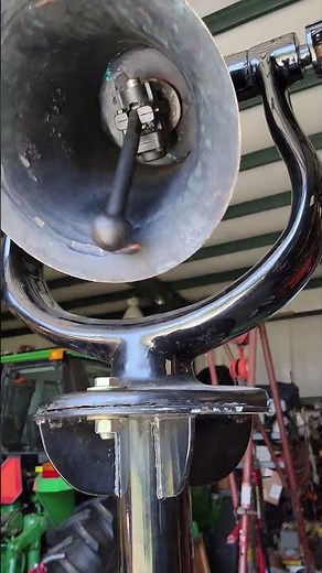 Ringing Steam Locomotive Bell from engine 2289