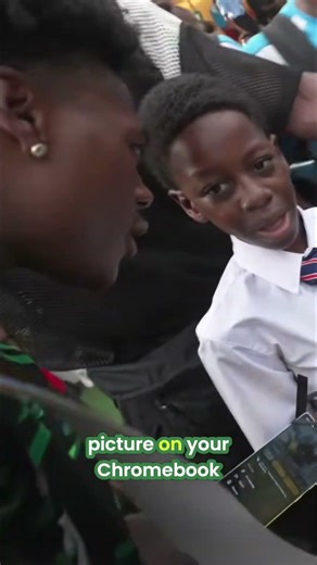 Take Pictures on Your Chromebook? Here's How! #shorts