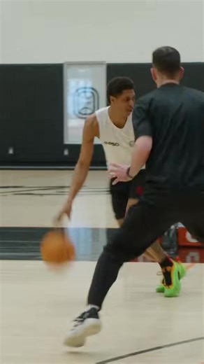 Mastering Focus in Basketball Training