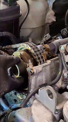Old BMW Gets a New VANOS System #bmw #vanos #mechanic #repair
