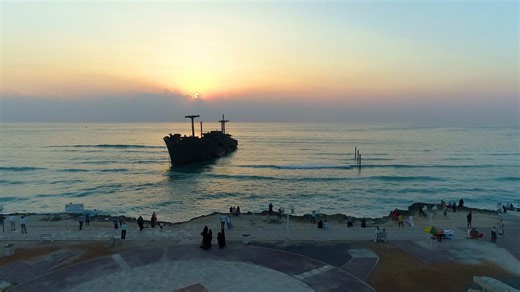 Epic drone footage of Iran's Persian Gulf islands - Worldwide