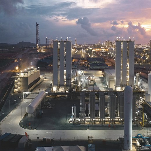 Our air separation unit (ASU) plant in Johor, Malaysia is one of over 4,000 Linde ASU plants around the world. These plants separate atmospheric air into its primary components, allowing it to then be used in a multitude of different industries including healthcare, aviation and steel manufacturing. #LindeEngineering #FutureTechnology #AirSeparation #Energy | Linde plc