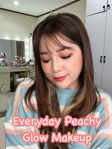 Rachel's Everyday Peachy Glow Makeup Tutorial ✨✨ Myday တင်တိုင်း အမြဲ Request လုပ်ကြတဲ့ Rachel လိမ်းနေကျ Peachy Glow Look လေးတင်ပေးလိုက်ပါပြီ🧡🧡 ဒီ Tutorial မှာ Rachel Foundation မသုံးထားပဲ CC cream နဲ့ပဲ ပါးပါးကြည်ကြည်လေး လိမ်းထားပါတယ်။ ဒီ Look က လူတိုင်းနဲ့လည်းလိုက်ပြီး Everyday လိမ်းလို့အဆင်ပြေမယ့် Look လေးပါ။ လိမ်းရတာလည်းအရမ်းမခက်တဲ့အတွက် Peachy look ကြိုက်တဲ့သူတွေ လိမ်းကြည့်လို့အဆင်ပြေမယ်ထင်ပါတယ်🥰 ဒီ Look အတွက် Rachel သုံးထားတဲ့ Product လေးတွေက 🔆YSL Instant Moisture Glow Primer 🔆IT CC C
