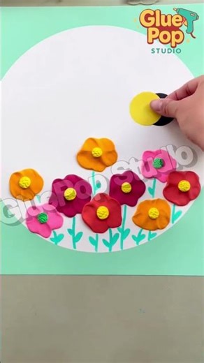 Cute Bee & Flower Clay Craft 🐝🌸 | Easy DIY Kids Art #Shorts
