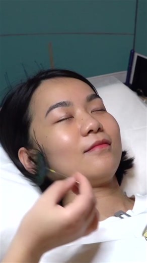 동시 귀청소 ASMR 경험하기