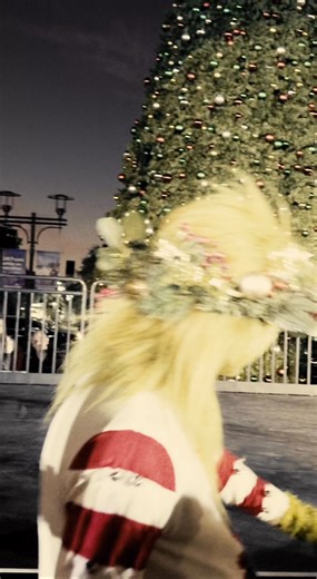 QR codes are everywhere, especially during the holidays — but so are the scams. As we are in the busy season of shopping, travel, and events, remember this: Scanning random QR codes could give cybercriminals direct access to your device. Fake QR codes can: 🔹 Redirect you to malicious websites 🔹 Install tracking software 🔹 Capture personal or payment information 🔹 Spoof legitimate businesses or charities Quick safety tips: ✔️ Only scan codes from trusted businesses ✔️ Double-check the URL bef