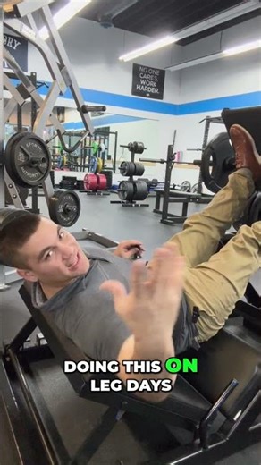 Unlock MASSIVE Leg Gains With This Pyramid Squat Technique! #shorts