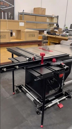 Table Saw Sliding Table by Harvey Woodworking 😮 #woodworking #woodwork #tools #diy