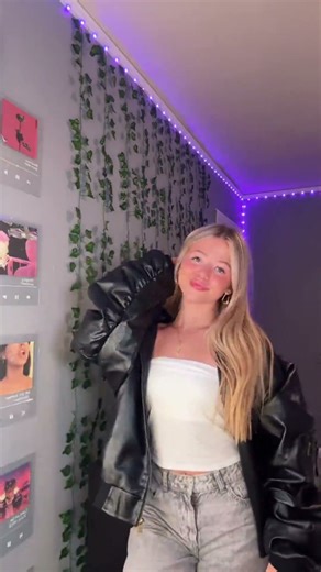 pt 2! lmk which ones ur fav #backtoschool #schooltok #backtoschooloutfit #outfitinspo #pickanoutfit