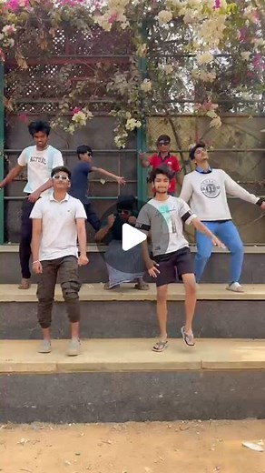 Trio_kannadiga💛♥️ on Instagram: "Kannada Moye Moye remix 😅😂 #instagram #trending #trendingreels #moyemoyereels🤣 #fyp #kannadigaru #karnataka #banglore #yenilla 💛❤️ Vc🎥- @phoenix_pruthvi007 @raghav_likith"