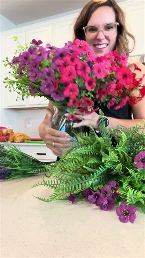 🌸 Artificial flowers are the way to go! Beautiful, vibrant, and customizable to fit any space