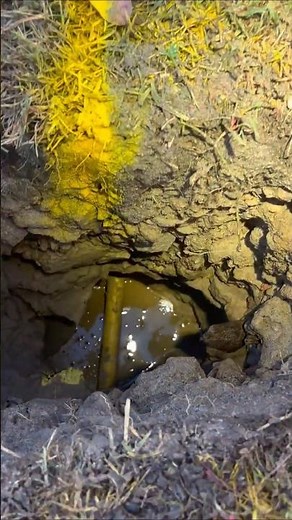 Exposing Underground Gas Pipe using Potholing Method