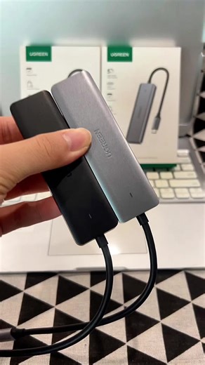 End the USB port struggle for good! This 4-port hub connects all your devices at once: ⚡️SuperSpeed data transfer up to 5Gbps 📱Universal compatibility across devices 🎮Perfect for both gaming and work 4 ports. 1 hub. No more excuses. Your cable chaos solution is here. #TechTok#USBHub #dealsforyoudays #CoolGadgets #tiktokmademebuyit