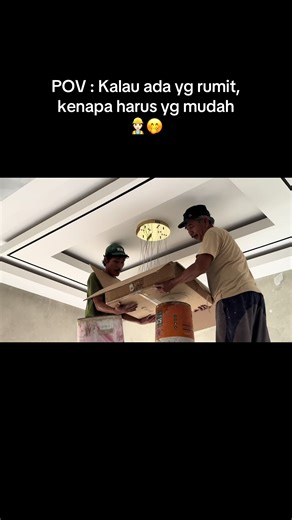 Panduan Ganti Lampu Gantung Ruang Tamu