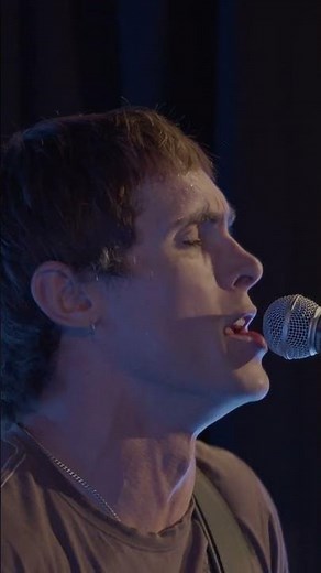 Floodlights - Buoyant (Live at Triple R)