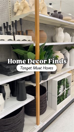 Sarah | SAHM #4 | Outfits Styled |Fashion | Home Decor on Instagram: "Spring decor at Target is my favorite way to refresh our home and start the season feeling inspired 🌷✨ From soft florals and fresh greenery to statement vases and woven baskets, these pieces instantly brighten any space and make your home feel light, cozy, and updated. Adding a few florals, a pretty vase, or a touch of greenery creates that effortless spring refresh we all love 🌿🤍 It’s amazing how a few simple decor swaps c