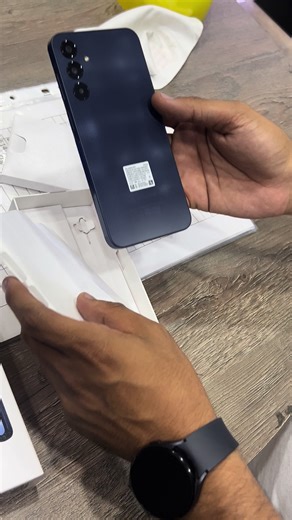 Unboxing the Samsung Galaxy A25 5G Smartphone